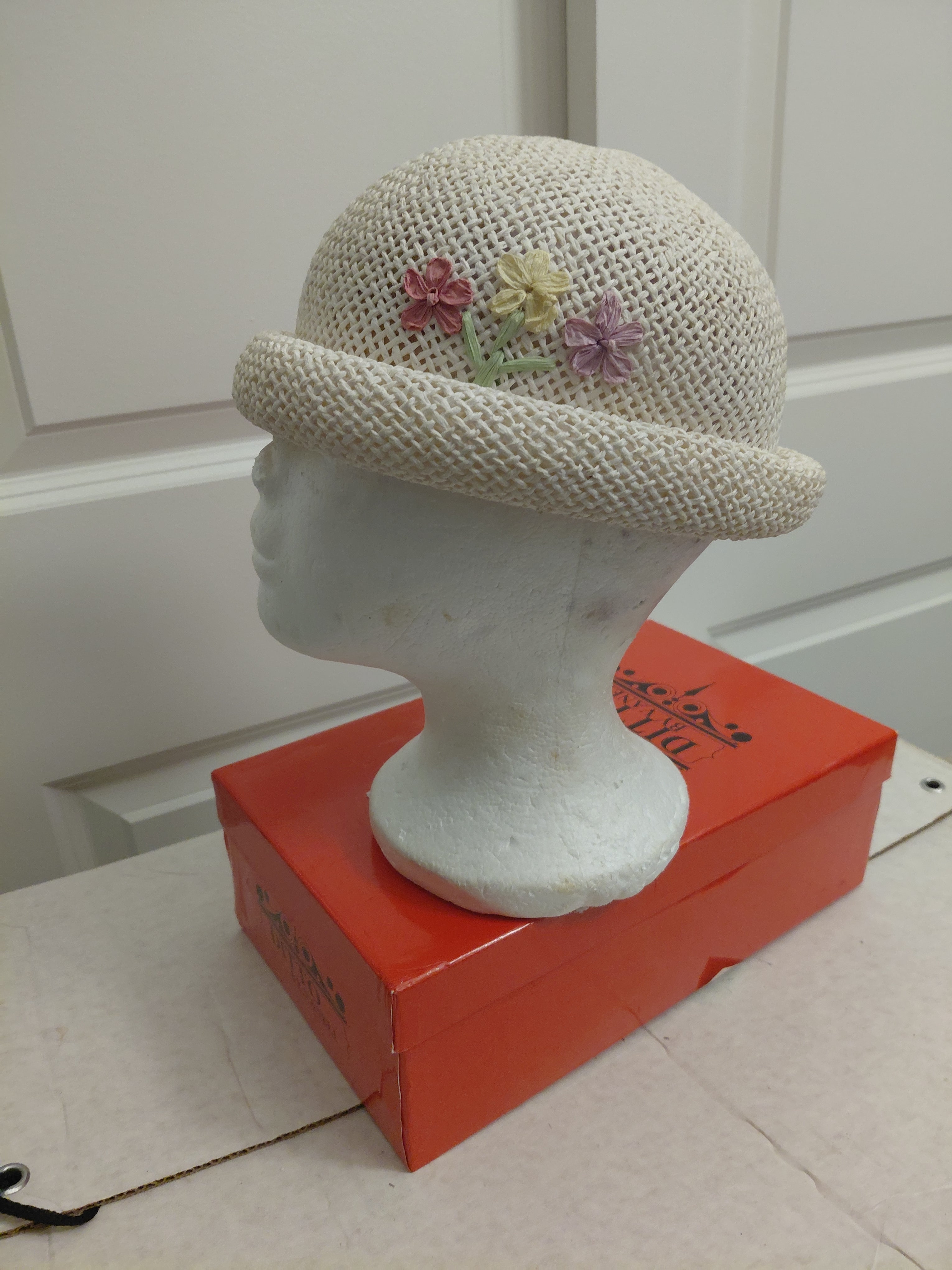 little girls white straw hat with flowers