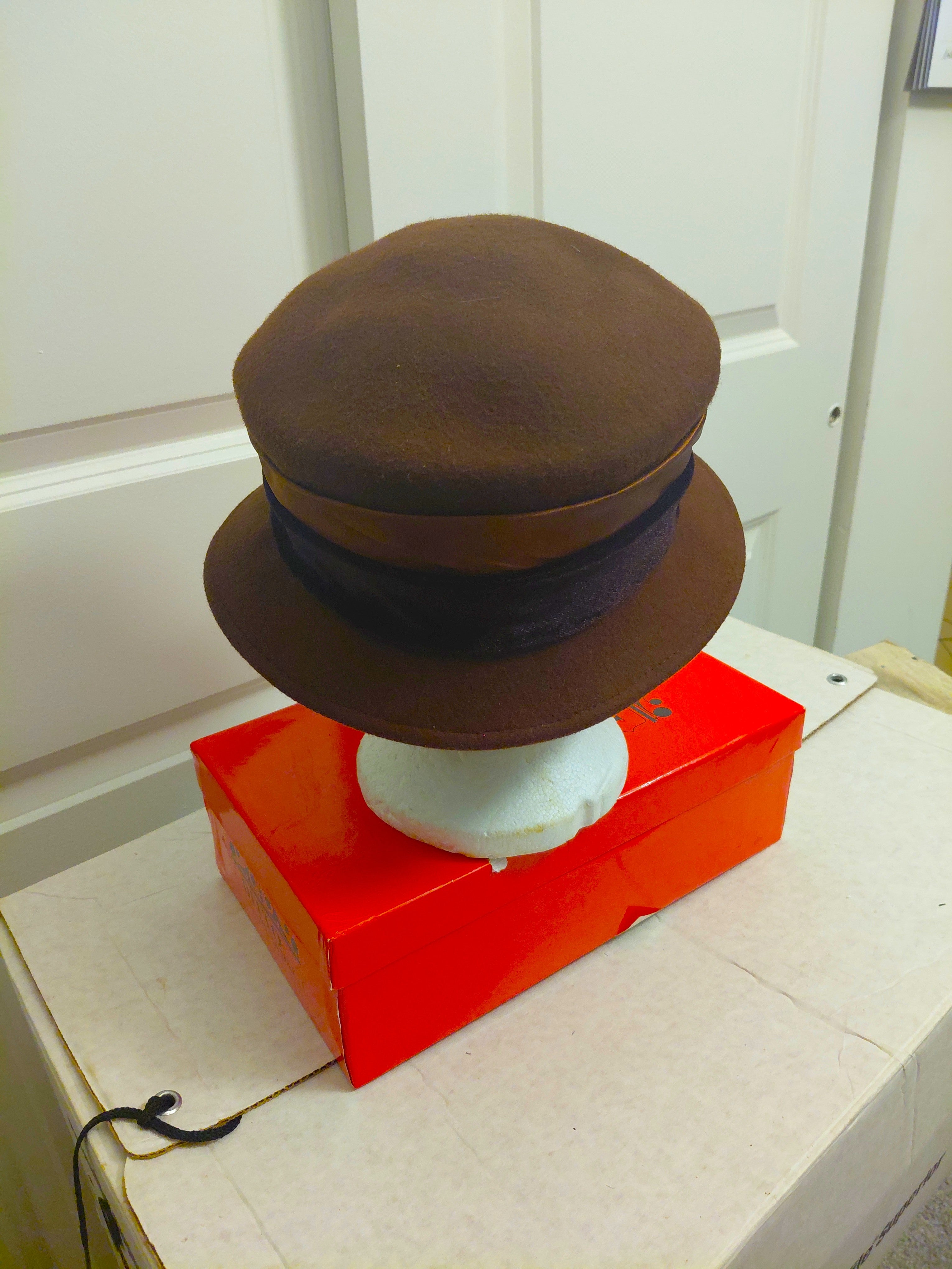 Wool felt Cloche hat