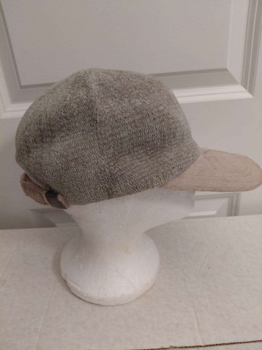 Biege Chenille baseball Cap