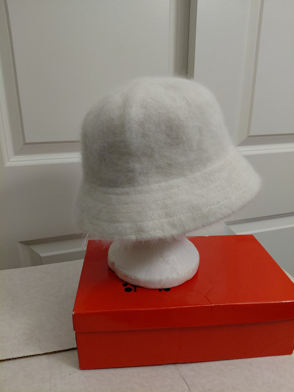 White Bucket hat